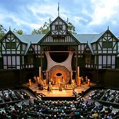 Outdoor stage and audience at the Oregon Shakespeare Festival